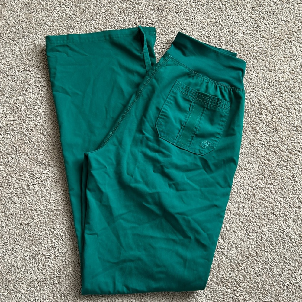 Scrub set - Picture 3 of 6